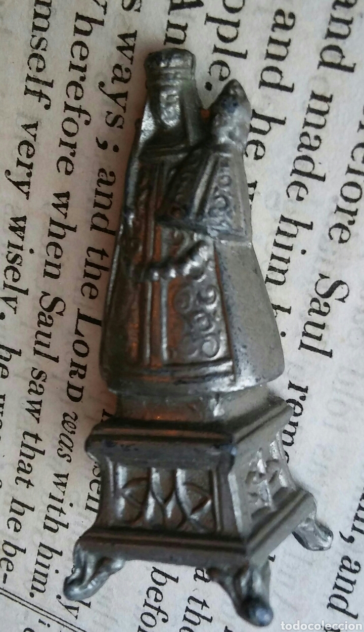 Antig&uuml;edades: Virgen miniatura en metal - Foto 5