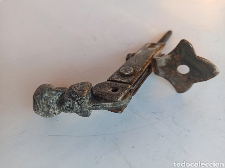 Antig&uuml;edades: Soporte con dos caras - Foto 5