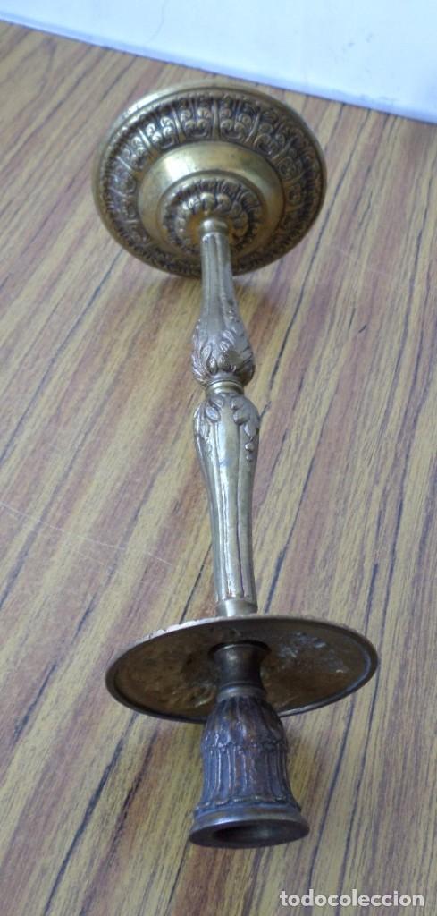 Antig&uuml;edades: Candelabro - l&aacute;mpara bronce lat&oacute;n - Foto 3