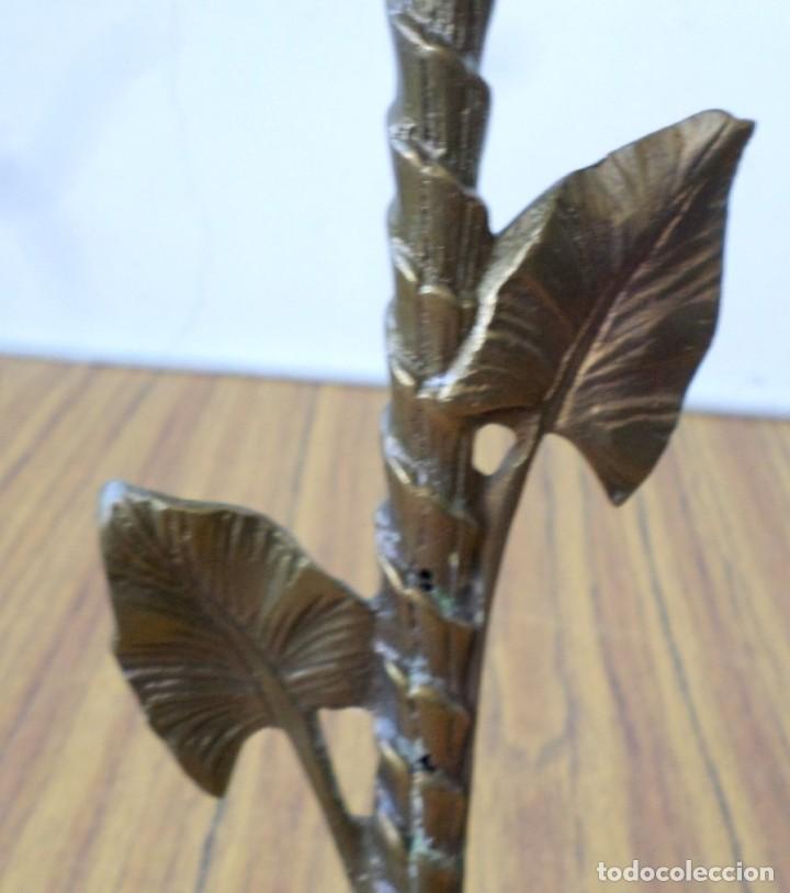 Antig&uuml;edades: Candelabro - l&aacute;mpara bronce lat&oacute;n - Foto 2
