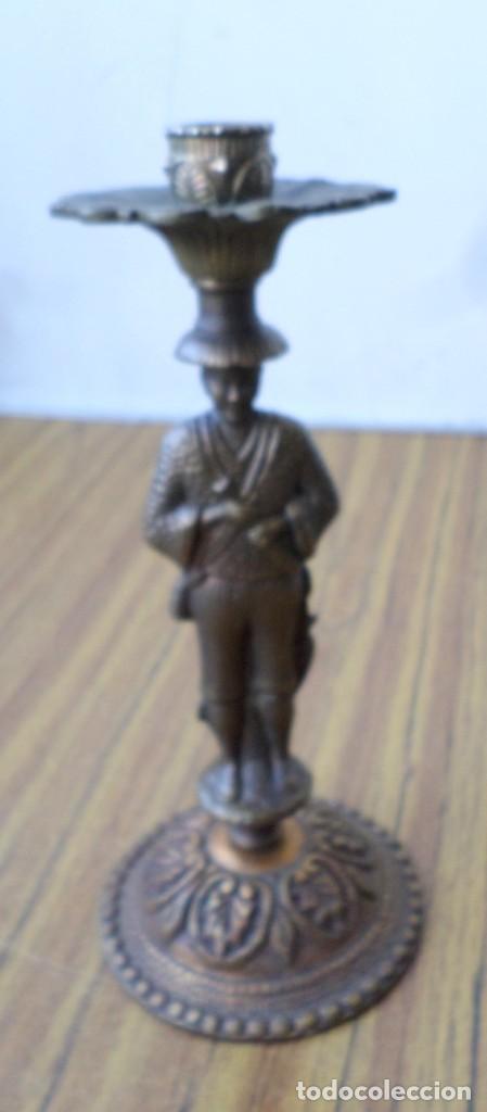 Antig&uuml;edades: Candelabro - l&aacute;mpara bronce lat&oacute;n - Foto 1