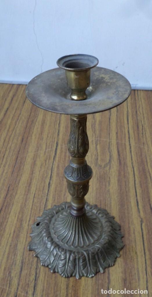 Antig&uuml;edades: Candelabro - l&aacute;mpara bronce lat&oacute;n - Foto 2