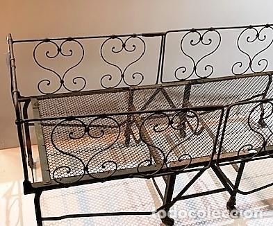 Antig&uuml;edades: Cuna de hierro plegable. - Foto 2