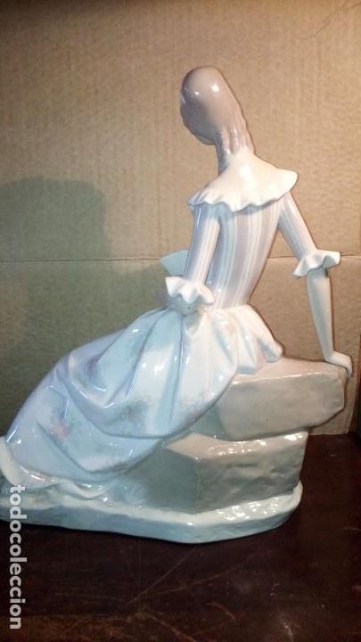 Antig&uuml;edades: LLADR&Oacute; - MUJER SENTADA . - Foto 5