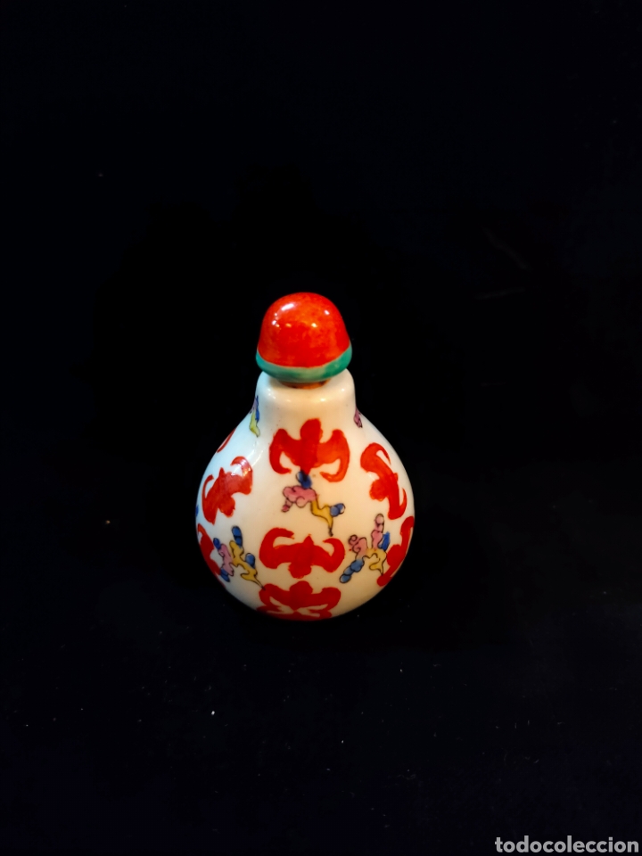 Antig&uuml;edades: Botella de tabaco - Foto 1