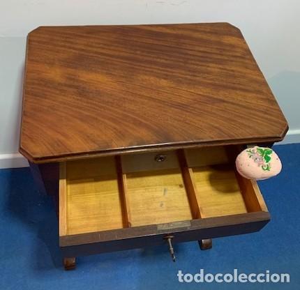 Antig&uuml;edades: Costurero siglo XIX - Foto 7