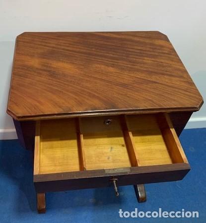 Antig&uuml;edades: Costurero siglo XIX - Foto 8
