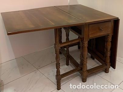 Antig&uuml;edades: Mesa de alas de madera de morera - Foto 6