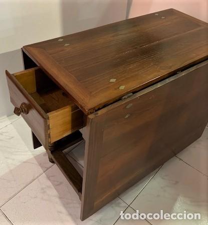 Antig&uuml;edades: Mesa de alas de madera de morera - Foto 11