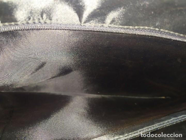 Antig&uuml;edades: BOLSO NEGRO CIERRE HEBILLA - Foto 4