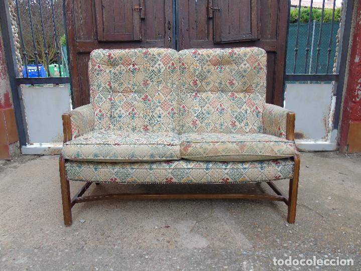 Antig&uuml;edades: ANTIGUO SOF&Aacute; CON ESTRUCTURA DE MADERA, PARA TAPIZAR. - Foto 2