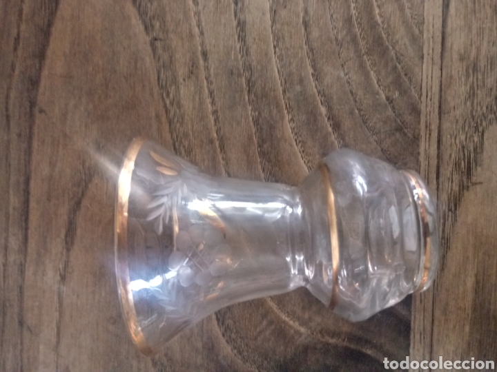 Antig&uuml;edades: Florero de cristal - Foto 3