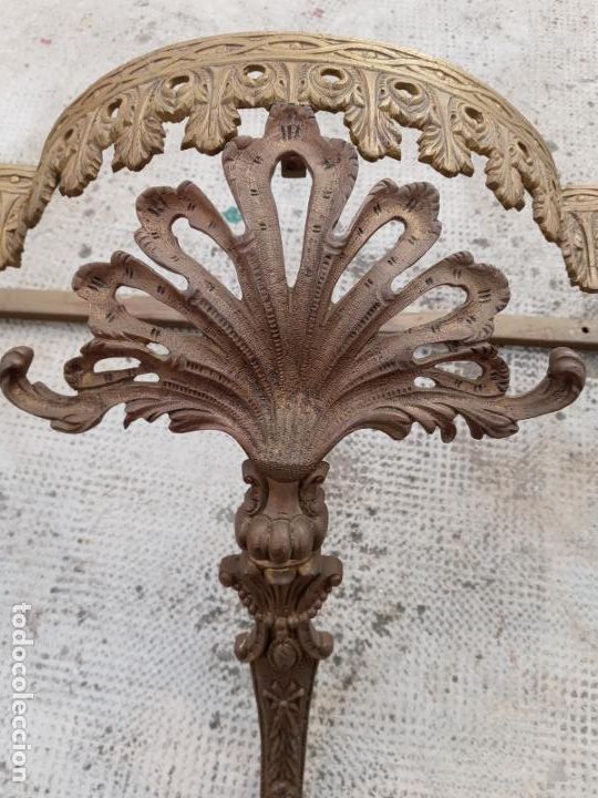 Antig&uuml;edades: Antigua mensula de bronce - Foto 3