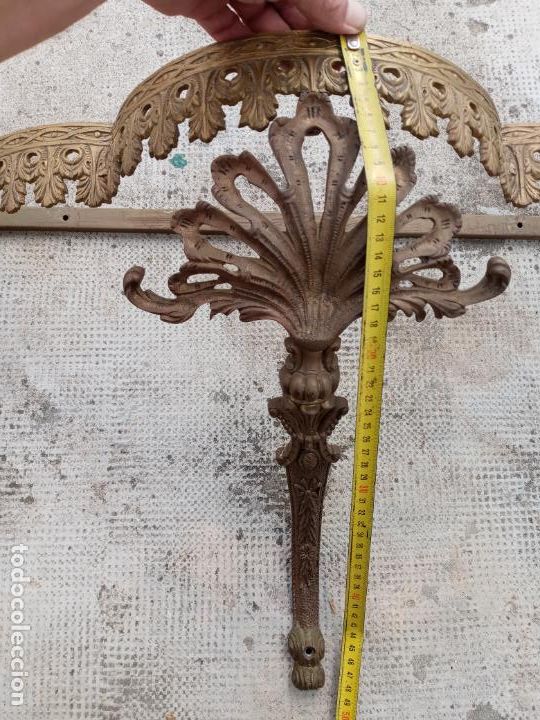 Antig&uuml;edades: Antigua mensula de bronce - Foto 15