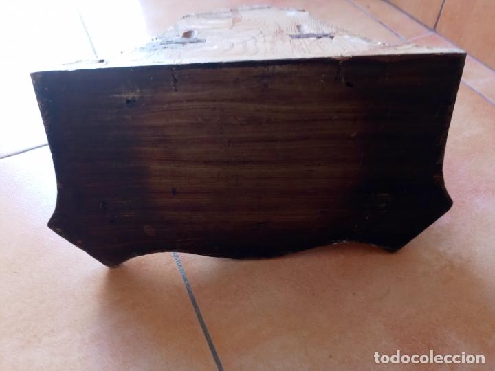 Antig&uuml;edades: Mensula de madera tallada y pan de oro - Foto 10