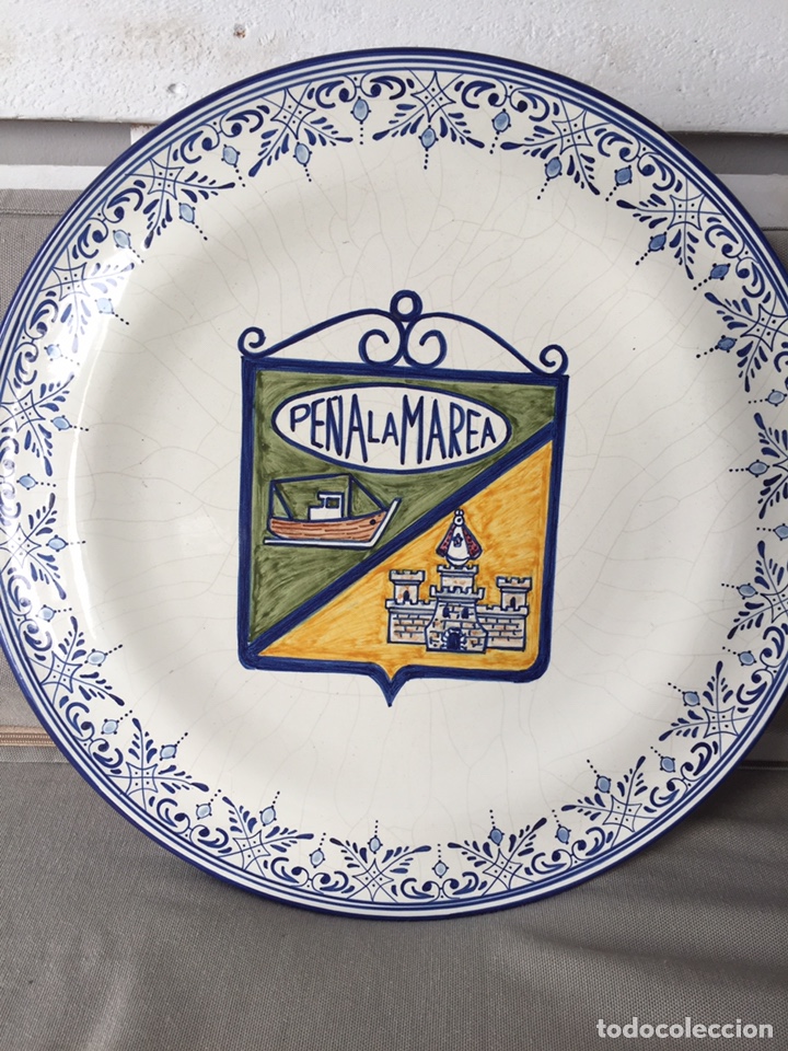 Antig&uuml;edades: Plato grande, de talavera - Foto 1