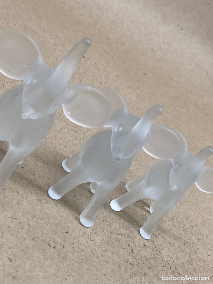 Antig&uuml;edades: Tres figuras de cristal - Foto 3