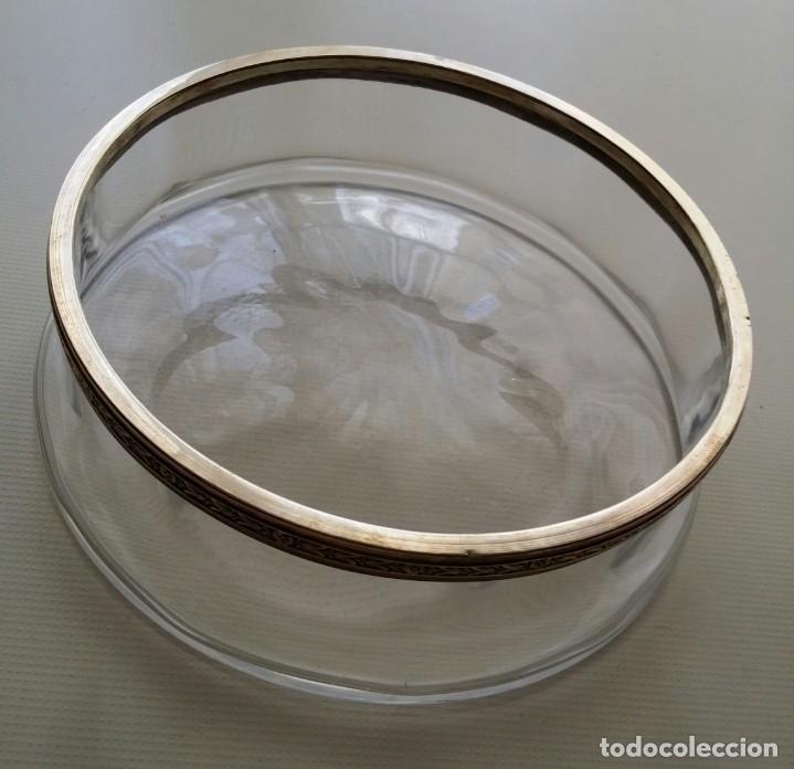 Antiquit&eacute;s: BANDEJA PLATO DE CRISTAL LOBULADO ENGARZADO