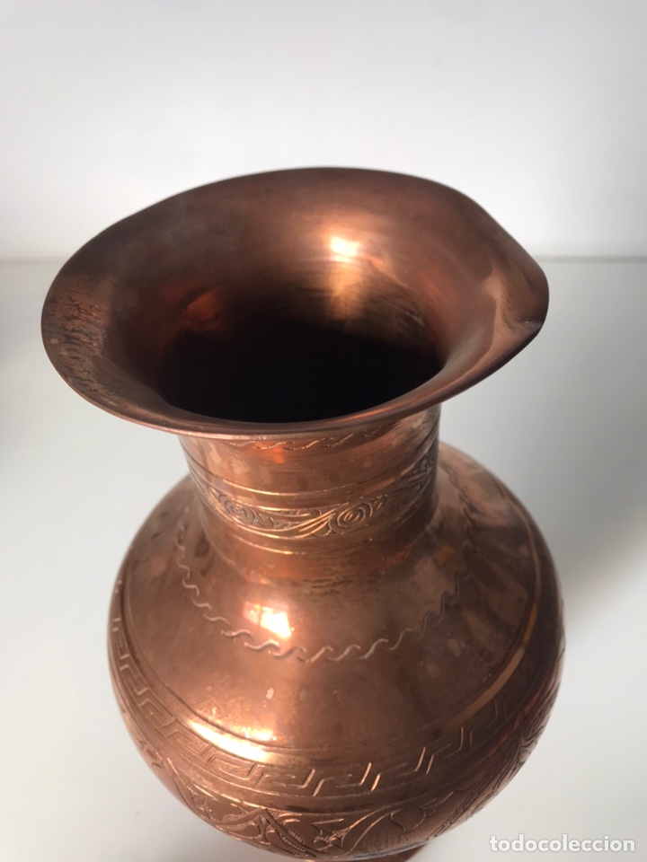 Antig&uuml;edades: JARR&Oacute;N DE BRONCE CON GRABADOS - Foto 2