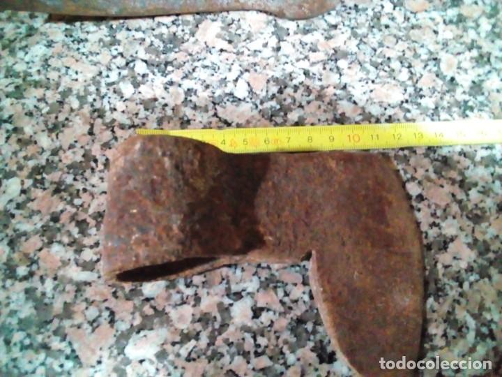 Antig&uuml;edades: Lote de cinco herramientas antiguas - Foto 13