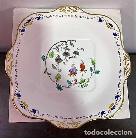 Antig&uuml;edades: FUCHSIA. PLATO DE PORCELANA INGLESA - Foto 1
