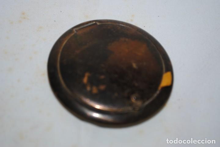Antig&uuml;edades: ANTIGUA POLVERA METALICA , - Foto 1