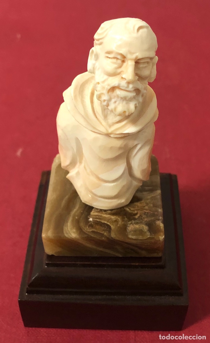 Antig&uuml;edades: Preciosa talla en cocha, de San Francisco de Paula.