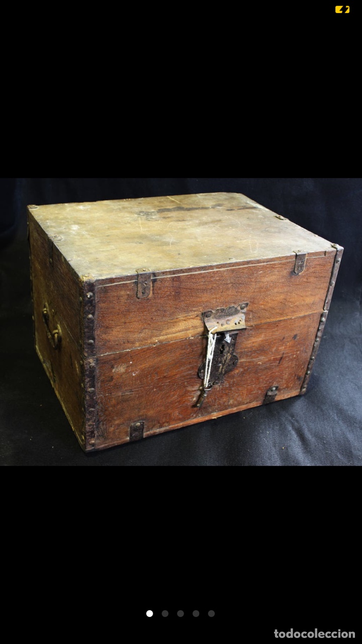Antig&uuml;edades: Caja para analizar alcohol antiguo siglo XVIII