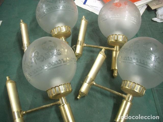 Antig&uuml;edades: 4 L&Aacute;MPARAS APLIQUES DE PARED - Foto 1