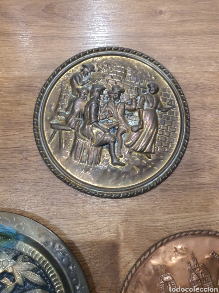 Antig&uuml;edades: 5 platos de cobre . - Foto 2