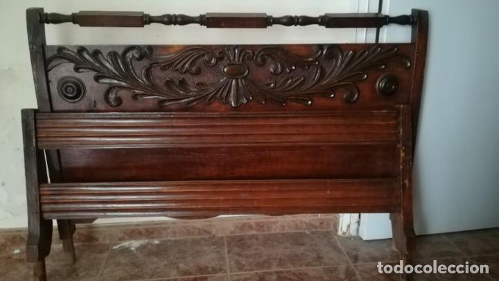 Antig&uuml;edades: Cabecero y piecero antiguo - Foto 3