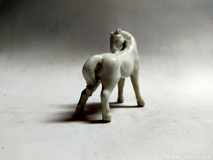 Antig&uuml;edades: CABALLO DE PORCELANA - Foto 4