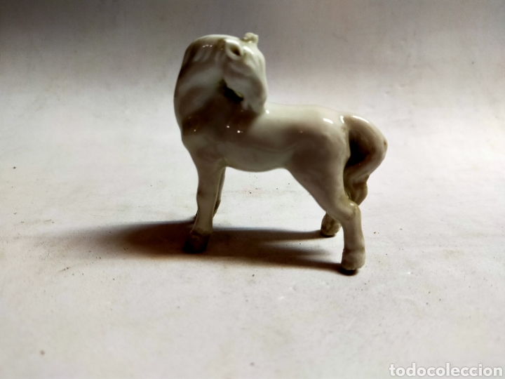 Antig&uuml;edades: CABALLO DE PORCELANA - Foto 9
