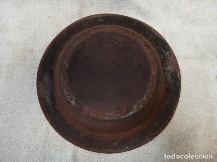 Antig&uuml;edades: Antiguo brasero de hierro . CG2 - Foto 4