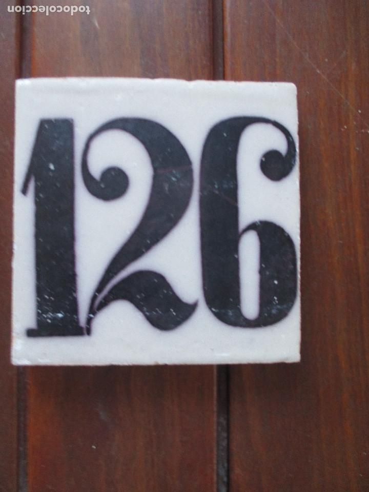Antig&uuml;edades: Azulejo antiguo numero - Foto 1