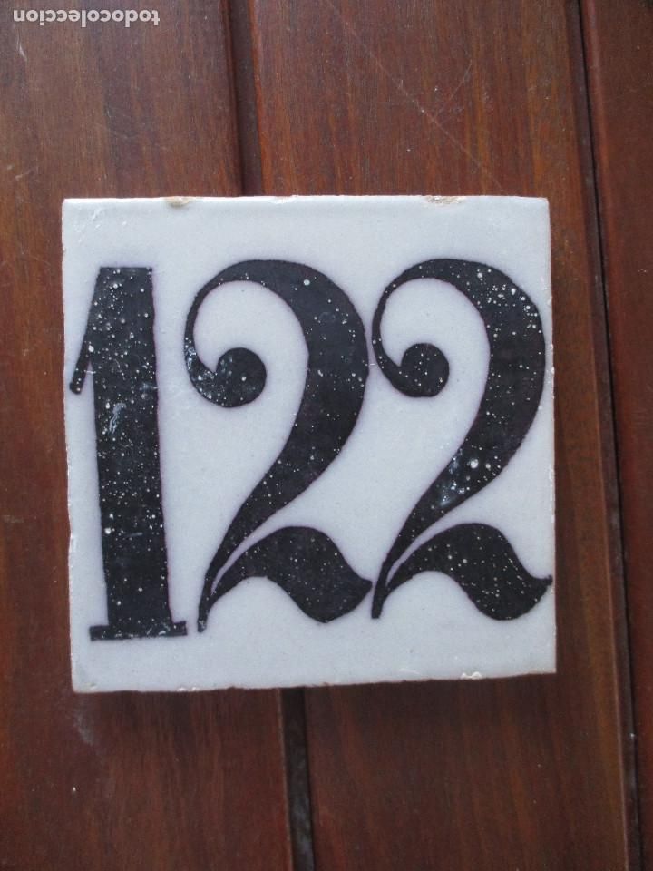 Antig&uuml;edades: Azulejo antiguo numero - Foto 1