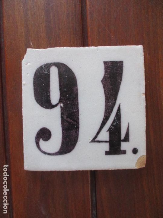 Antig&uuml;edades: Azulejo antiguo numero - Foto 1