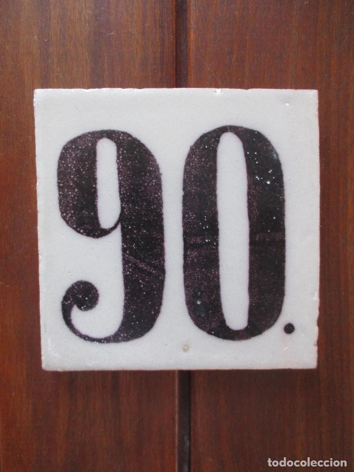 Antig&uuml;edades: Azulejo antiguo numero - Foto 1
