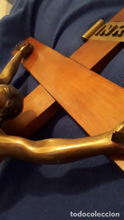 Antig&uuml;edades: Gran crucifijo de bronce - Foto 9