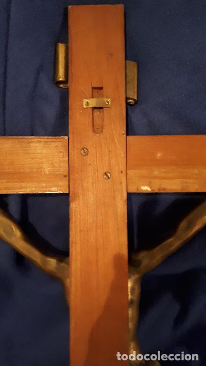 Antig&uuml;edades: Gran crucifijo de bronce - Foto 10