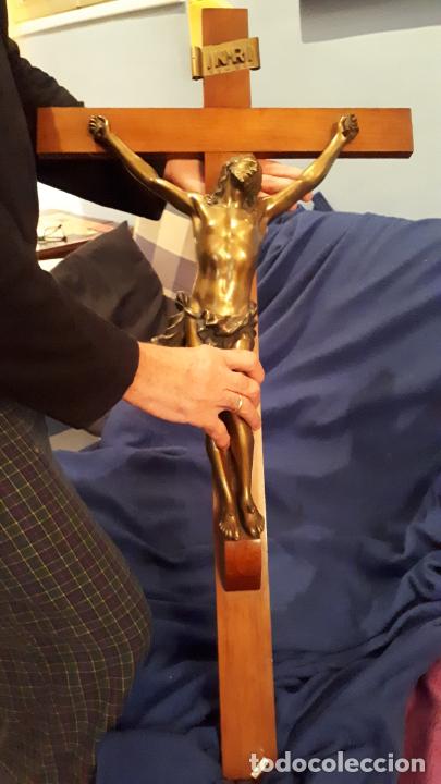 Antig&uuml;edades: Gran crucifijo de bronce - Foto 13