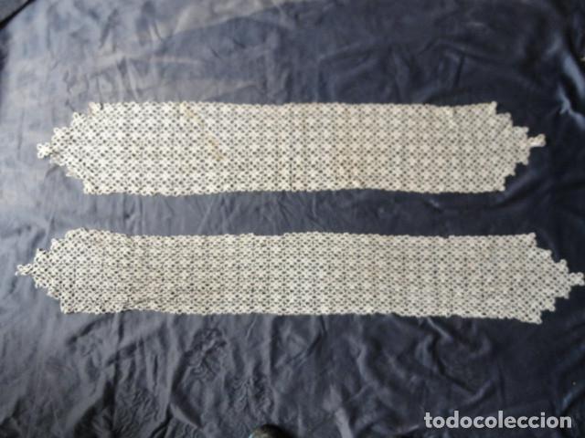 Antig&uuml;edades: 2 BONITOS TAPETES DE GANCHILLO. - Foto 2