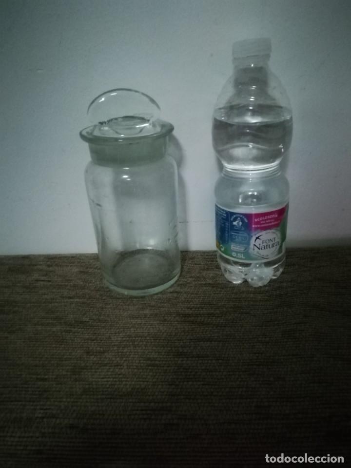 Antiquit&eacute;s: Antiguo tarro de cristal de farmacia 17 cm altura 8 cm diametro