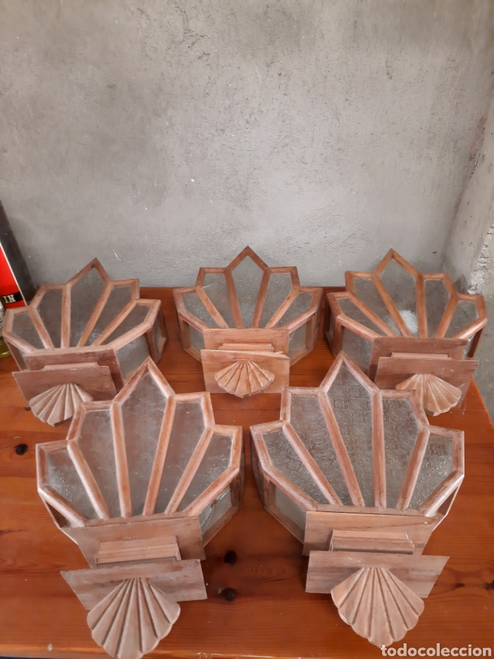 Antig&uuml;edades: Apliques de madera y cristal - Foto 1