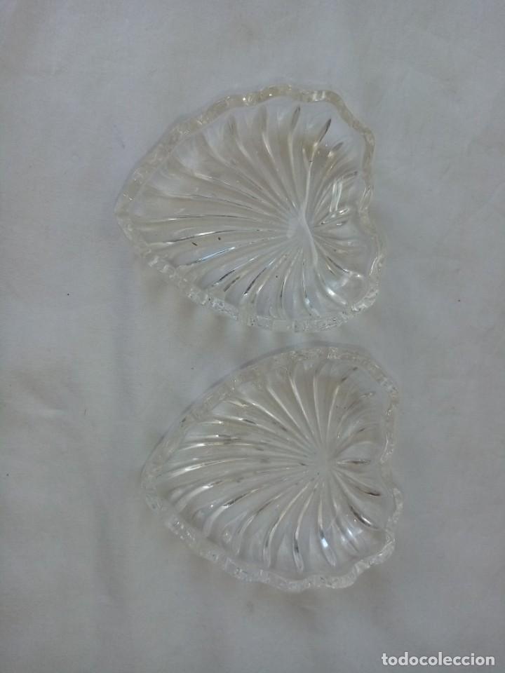 Antig&uuml;edades: Cajita de cristal con forma de corazon. - Foto 6
