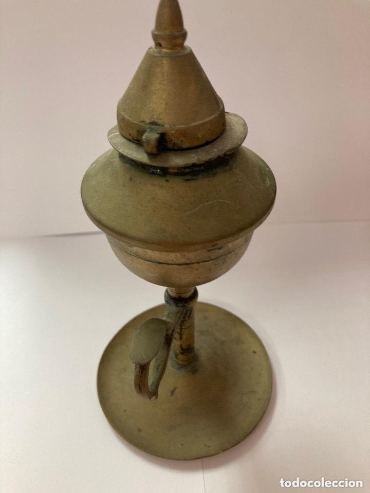 Antig&uuml;edades: Palmatoria de bronce circla 1900 - Foto 5
