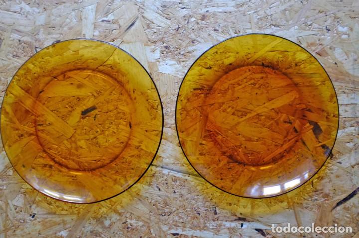 Antig&uuml;edades: Pack de dos Platos Duralex 23 cm - Foto 2