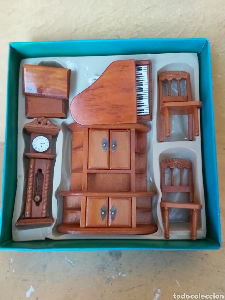 Antiquit&auml;ten: Muebles casa de mu&ntilde;ecas