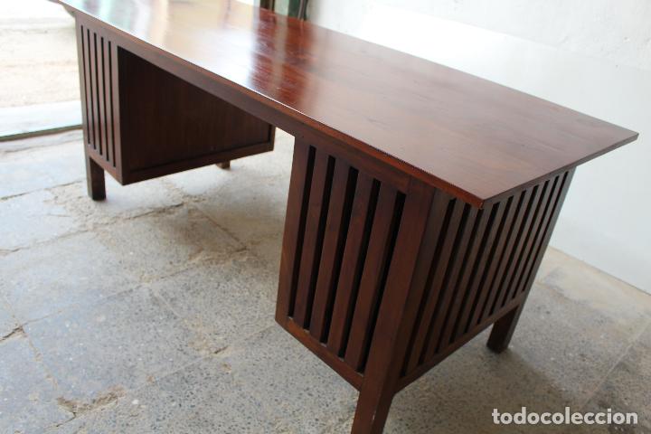 Antig&uuml;edades: mesa de despacho de estilo colonial - Foto 3