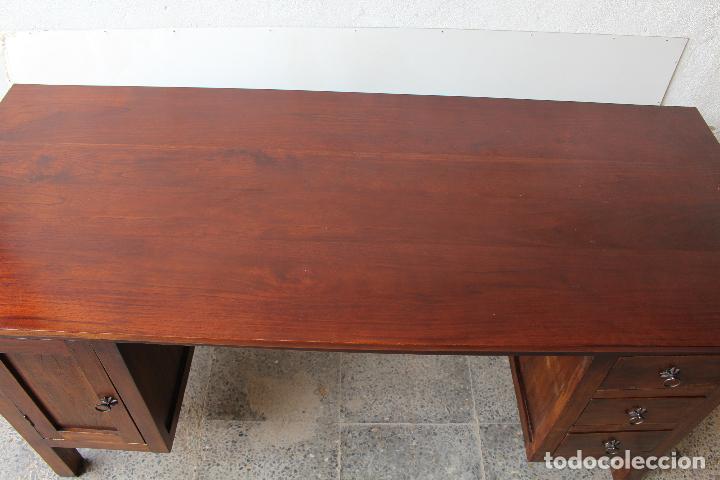 Antig&uuml;edades: mesa de despacho de estilo colonial - Foto 11